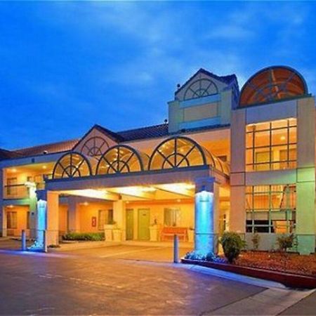 阿瑟顿公园旅馆及套房酒店 红木城 外观 照片